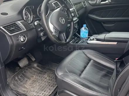 Mercedes-Benz GL 400 2015 года за 18 000 000 тг. в Алматы – фото 2