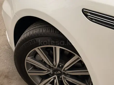 Kia K5 2019 года за 10 200 000 тг. в Алматы – фото 11