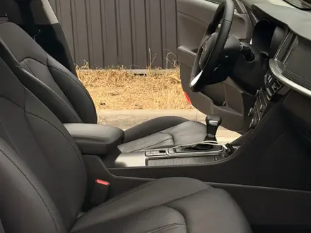 Kia K5 2019 года за 10 200 000 тг. в Алматы – фото 22