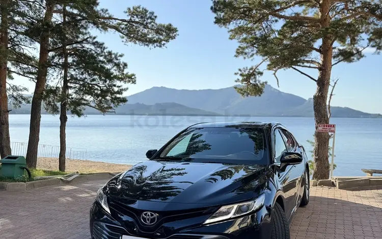 Toyota Camry 2019 годаүшін13 000 000 тг. в Караганда