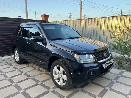 Suzuki Grand Vitara 2011 года за 6 900 000 тг. в Атырау