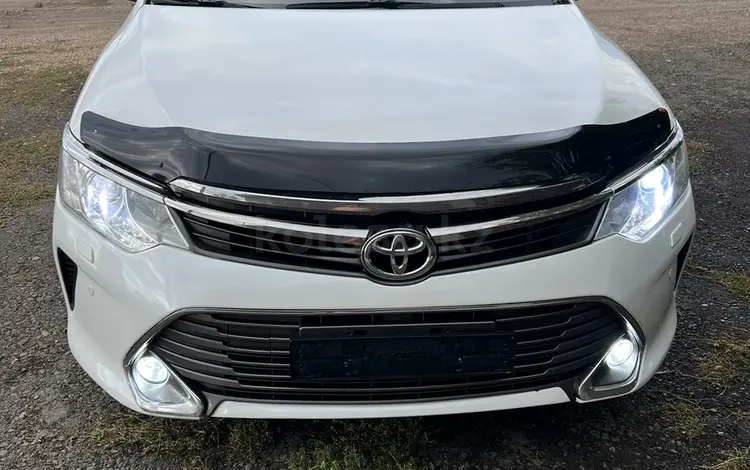 Toyota Camry 2015 года за 10 500 000 тг. в Усть-Каменогорск
