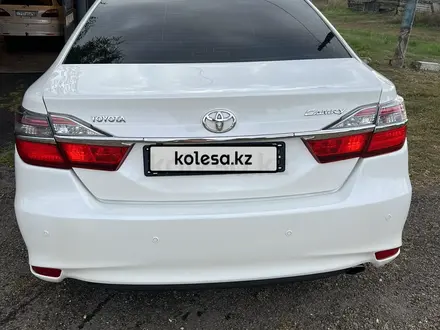 Toyota Camry 2015 года за 10 500 000 тг. в Усть-Каменогорск – фото 6