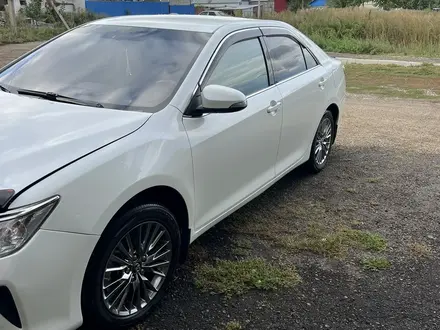 Toyota Camry 2015 года за 10 500 000 тг. в Усть-Каменогорск – фото 7