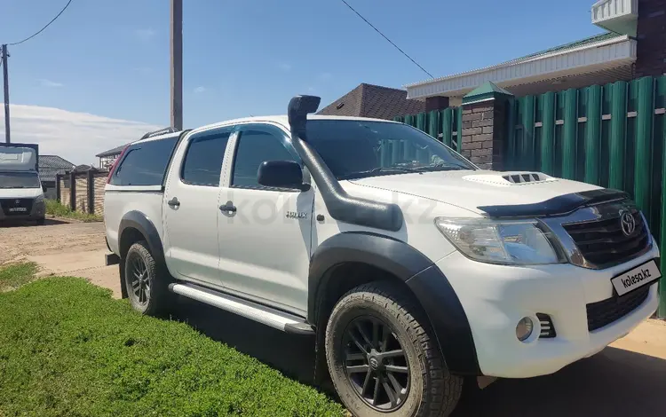 Toyota Hilux 2014 годаүшін10 500 000 тг. в Уральск