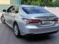 Toyota Camry 2018 года за 12 500 000 тг. в Павлодар – фото 3