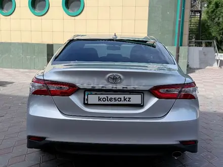 Toyota Camry 2018 года за 12 500 000 тг. в Павлодар – фото 4