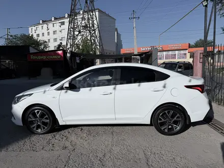 Hyundai Accent 2018 года за 7 200 000 тг. в Шымкент – фото 3