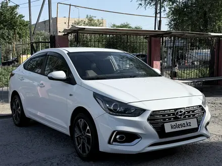Hyundai Accent 2018 года за 7 200 000 тг. в Шымкент