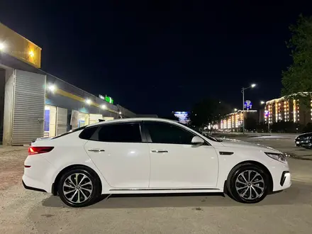 Kia Optima 2019 года за 10 800 000 тг. в Актобе – фото 5