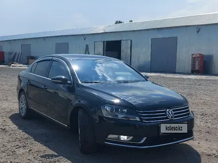 Volkswagen Passat 2011 года за 6 000 000 тг. в Павлодар – фото 3