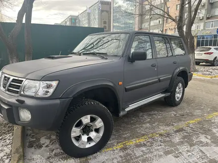 Nissan Patrol 2004 года за 7 800 000 тг. в Актобе – фото 2