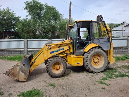 Komatsu  WB93R-5 2010 года за 16 000 000 тг. в Алматы – фото 2