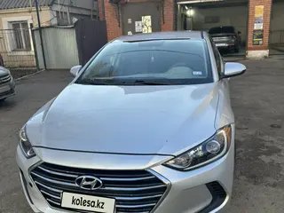 Hyundai Elantra, 2017