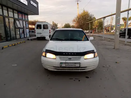 Toyota Camry 1997 года за 3 000 000 тг. в Алматы – фото 5