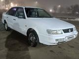 Volkswagen Passat 1995 года за 1 500 000 тг. в Уральск – фото 2