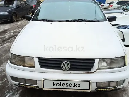 Volkswagen Passat 1995 года за 1 500 000 тг. в Уральск – фото 10