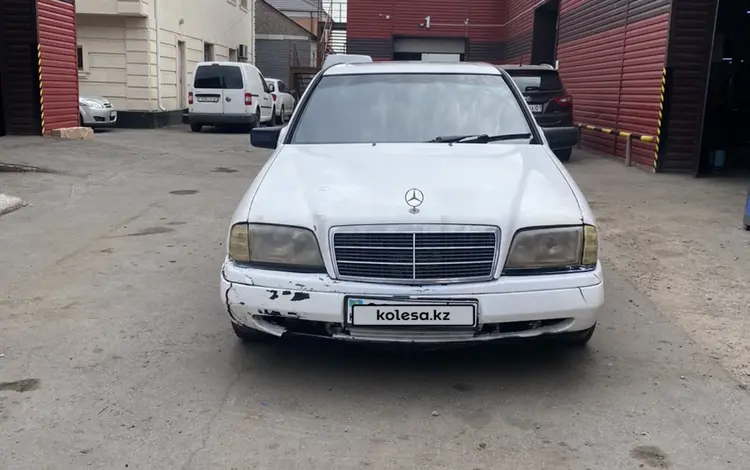 Mercedes-Benz C 180 1994 года за 1 300 000 тг. в Астана