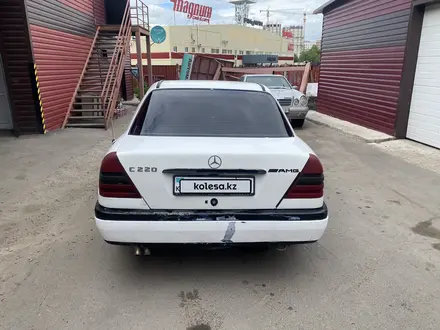 Mercedes-Benz C 180 1994 года за 1 300 000 тг. в Астана – фото 5