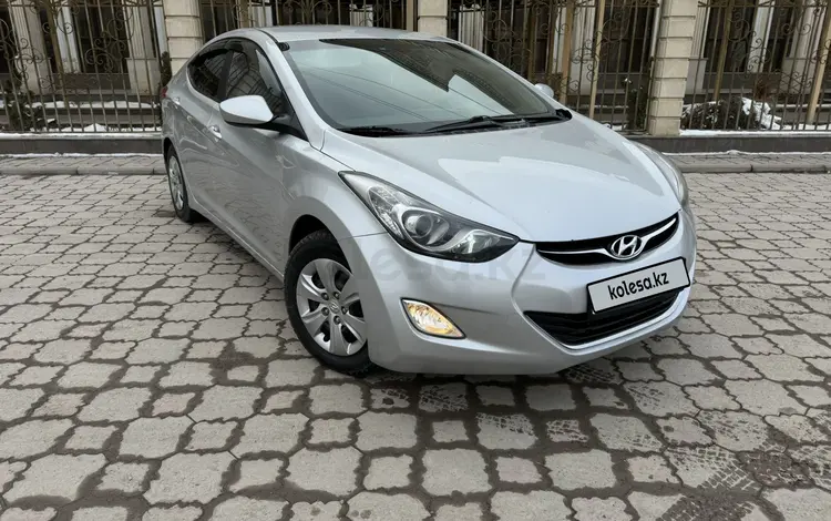 Hyundai Elantra 2012 годаүшін4 300 000 тг. в Алматы