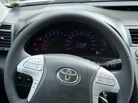 Toyota Camry 2011 года за 7 500 000 тг. в Семей – фото 12