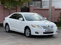 Toyota Camry 2011 года за 7 500 000 тг. в Семей – фото 2