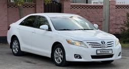 Toyota Camry 2011 года за 7 500 000 тг. в Семей – фото 2