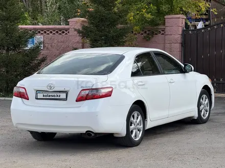 Toyota Camry 2011 года за 7 500 000 тг. в Семей – фото 3