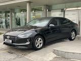 Hyundai Sonata 2021 года за 10 990 000 тг. в Шымкент – фото 2