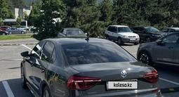 Volkswagen Passat 2019 года за 9 300 000 тг. в Алматы – фото 5
