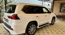 Lexus LX 570 2016 года за 42 800 000 тг. в Алматы – фото 4