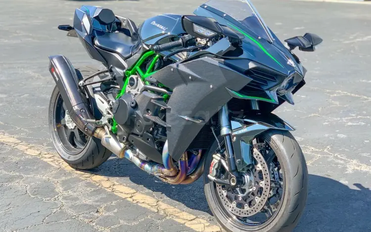 Kawasaki  Ninja H2R 2022 годаүшін12 500 000 тг. в Актобе