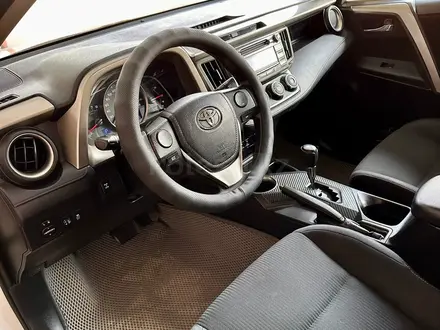 Toyota RAV4 2013 года за 10 200 000 тг. в Актобе – фото 20