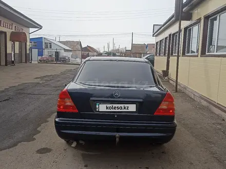 Mercedes-Benz C 200 1995 года за 2 200 000 тг. в Новоишимский – фото 4