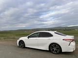 Toyota Camry 2020 года за 11 000 000 тг. в Алматы – фото 4