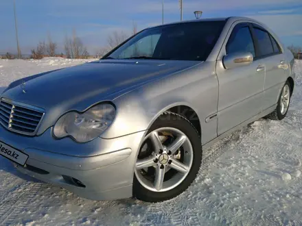 Mercedes-Benz C 180 2001 года за 2 300 000 тг. в Кокшетау – фото 4