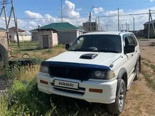 Mitsubishi Challenger, 1996