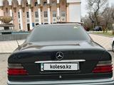 Mercedes-Benz E 220 1994 года за 2 500 000 тг. в Тараз – фото 5