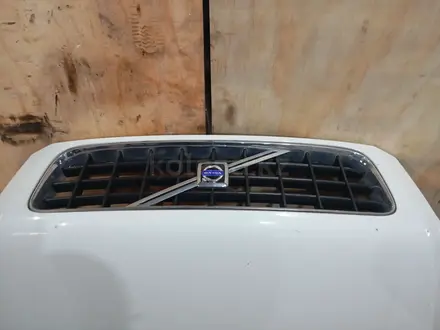 КАПОТ VOLVO XC90 за 70 000 тг. в Алматы