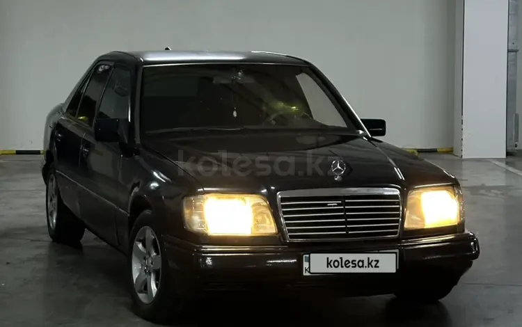 Mercedes-Benz E 220 1994 годаүшін2 500 000 тг. в Алматы