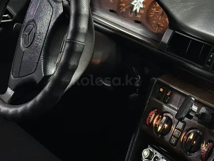Mercedes-Benz E 220 1994 года за 2 500 000 тг. в Алматы – фото 12