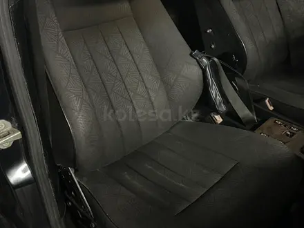 Mercedes-Benz E 220 1994 года за 2 500 000 тг. в Алматы – фото 14