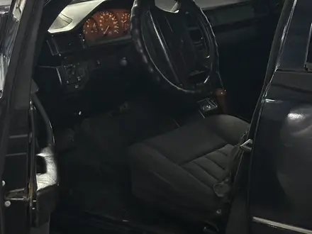 Mercedes-Benz E 220 1994 года за 2 500 000 тг. в Алматы – фото 21