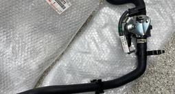 16261-25070 Патрубок системы охлаждения для двигателя A25AFKS БАЙПАС КЛАПАН за 20 000 тг. в Алматы