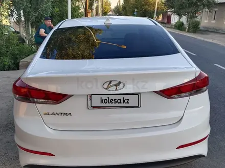 Hyundai Elantra 2017 года за 5 100 000 тг. в Кызылорда – фото 2