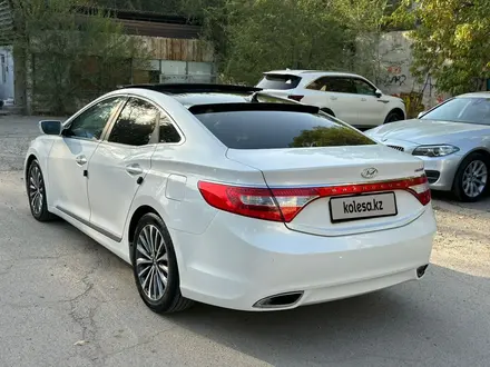 Hyundai Grandeur 2011 года за 8 500 000 тг. в Алматы – фото 12