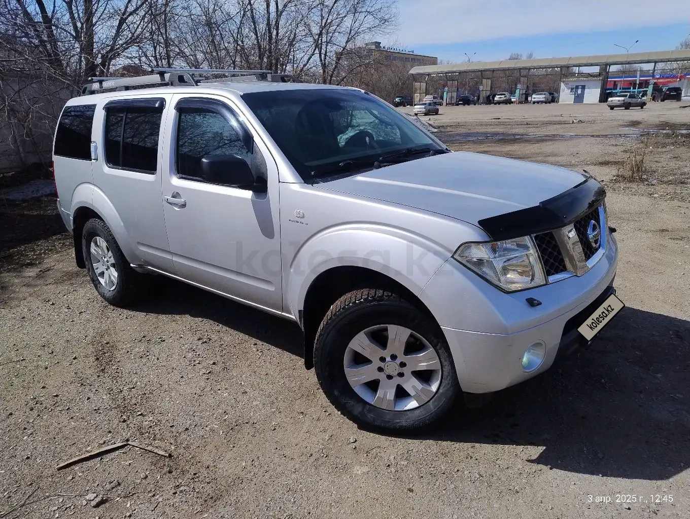 Nissan Pathfinder, 2005