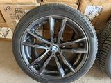 Оригинальные диски с резиной BMW M Double Spoke Style 612M X5M, XGM, X5 F15 за 600 000 тг. в Шымкент