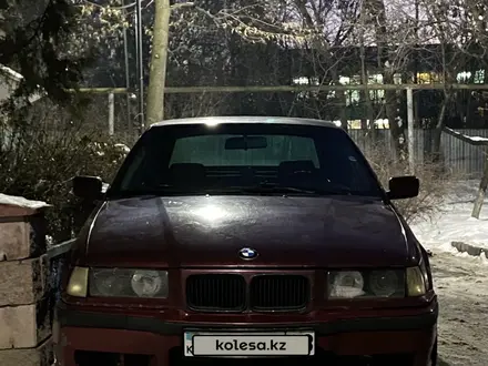 BMW 320 1994 года за 1 300 000 тг. в Алматы – фото 3