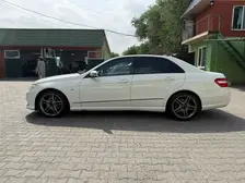 Mercedes-Benz E-Class, 2009